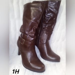 BROWN Arizona Jean Sz 8 High heel boots with buckle and zipper